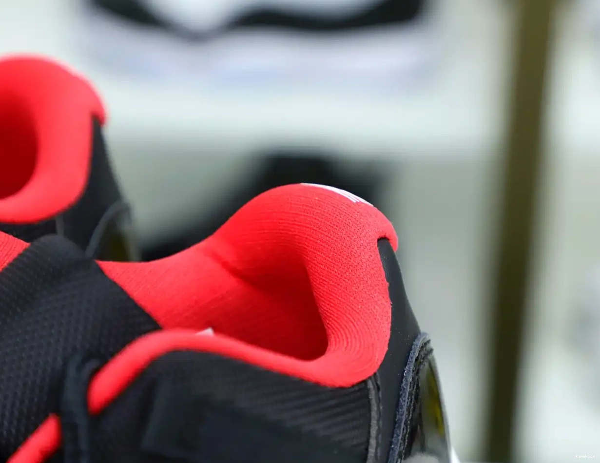 JORDAN LOW AIR RETRO BRED 11 0430